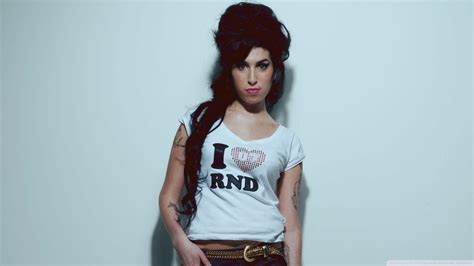 Amy Winehouse Wallpapers - Wallpaper Cave