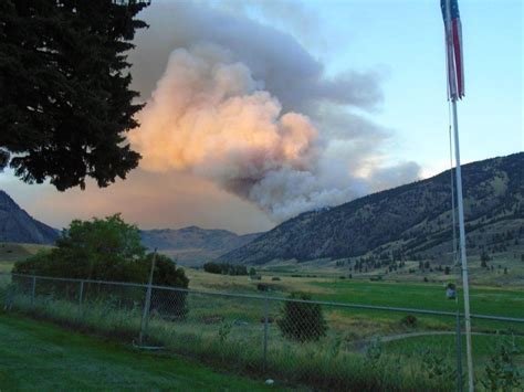 Crews Attack Fast-Moving Okanogan County Fire, Eyeing Northward Growth ...