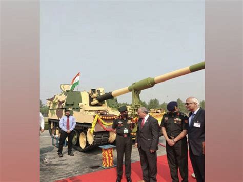 Big boost for troops in Ladakh as Indian Army deploys K-9 Vajra howitzers in high-altitude ...