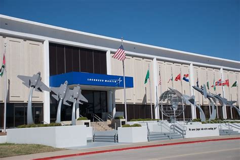 Visitor's Center, Building 200, Lockheed Martin, Fort Wort… | Flickr - Photo Sharing!