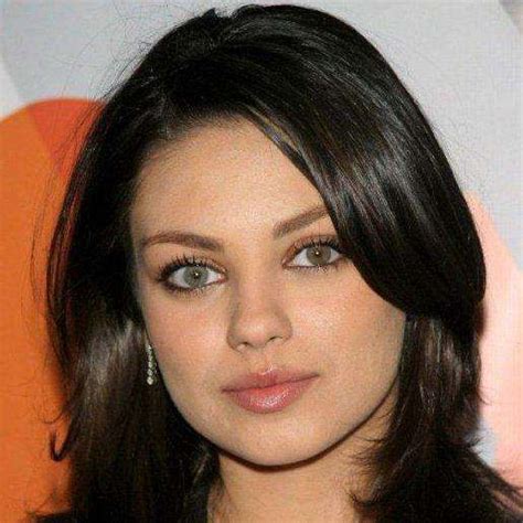 Celebrities With Heterochromia Iridis | Heterochromia, Mila kunis, Hair