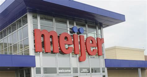 Meijer expands curbside grocery pick-up service