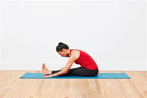 6 Simple Stretches for Tight Hamstrings