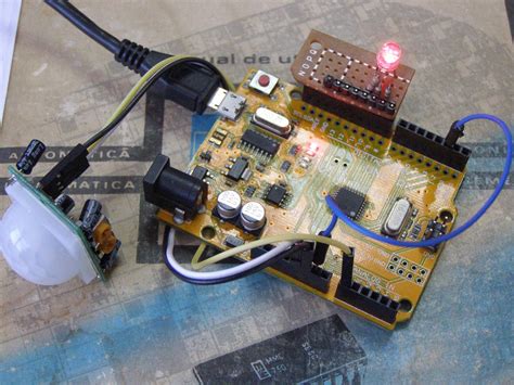 Arduino tehNiq: Arduino alarm system with delay
