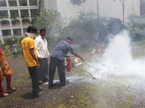 Welcome to HKCP » Fire Fighting Techniques – Training