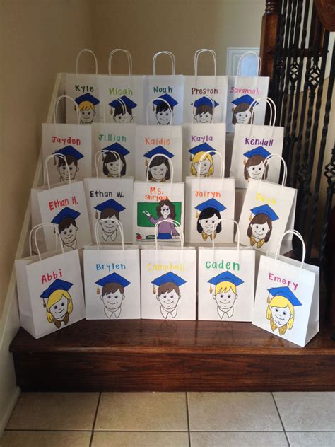 Preschool Graduation Gifts Diy / 55113d391fb98cf88ec067265c145211.jpg 640×640 pixels ... - Great ...