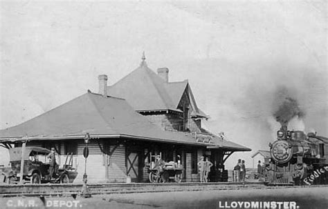 Railway stations in Lloydminster Saskatchewan