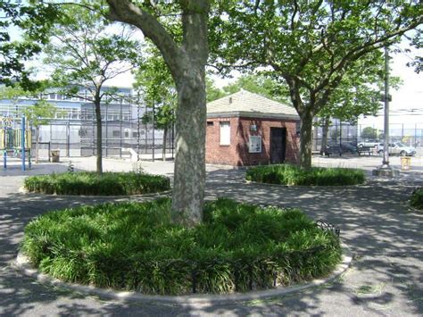 Bayside Playground : NYC Parks