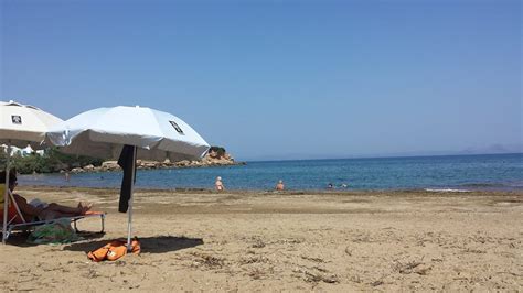 rafina-beach-athens-in-september - Dave's Travel Pages