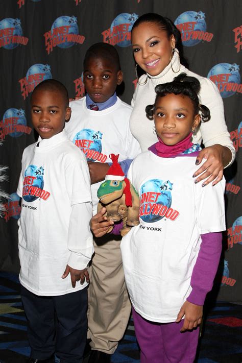 Ashanti Visits Planet Hollywood in NYC