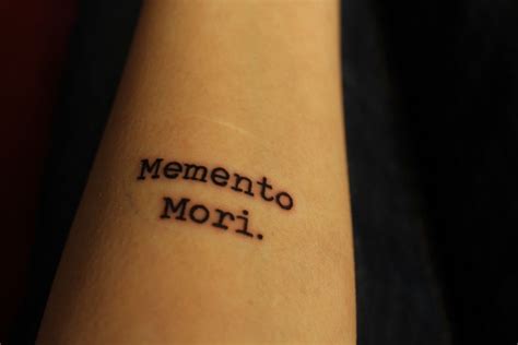 Memento mori tattoo - retitransfer