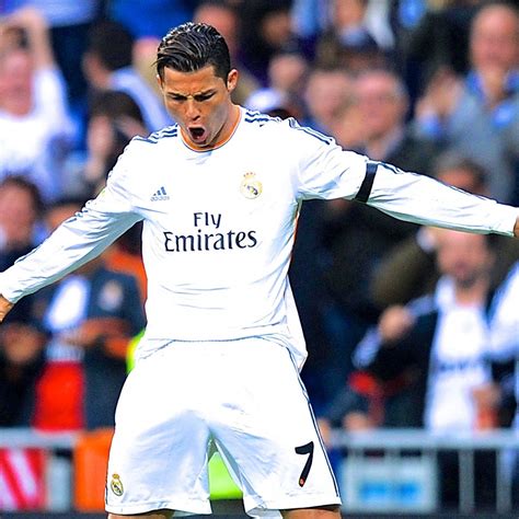 GIF: Cristiano Ronaldo Scores Two Golazos for Real Madrid vs. Osasuna ...