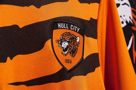 Hull City AFC 2019-20 Home Kit