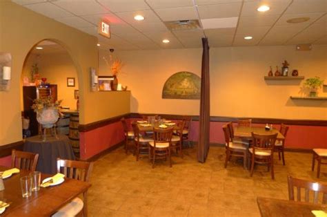 PADRINO'S BISTRO & ITALIAN STEAKHOUSE, Hamilton - Menu, Prices & Restaurant Reviews - Order ...