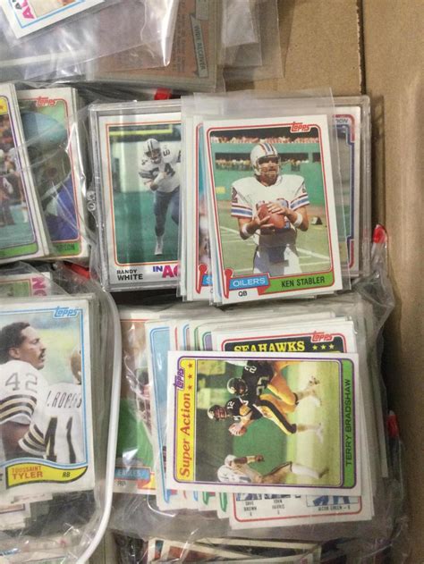 Lot - Vintage Football Sports Cards & Memorabilia