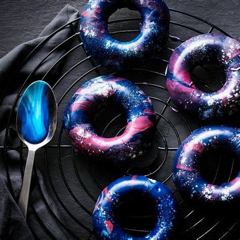 Galaxy Donuts - Rezept | EDEKA