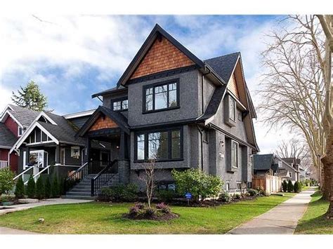 dark blue exterior with grey trim | An idea for the exterior....Dark ...