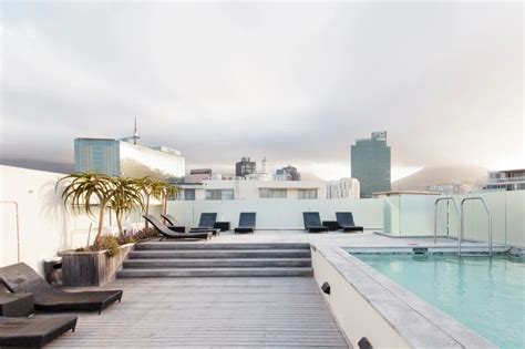 My Favorite Airbnb in Cape Town: A Modern Apartment Minutes From the V&A Waterfront | Pool ...