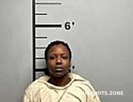 BENTON JAMESHA 11/22/2023 - Benton County Mugshots Zone