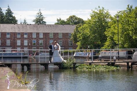 Holiday Inn Ellesmere Port Wedding Photography