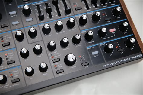 Test: Novation Peak 1.2, Desktop-Synthesizer - AMAZONA.de