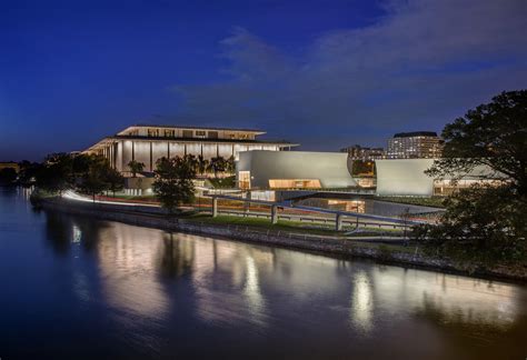 The REACH at The Kennedy Center | L'Observatoire International