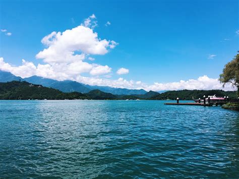 The Taiwan Adventure: More Than an Hour at Sun Moon Lake