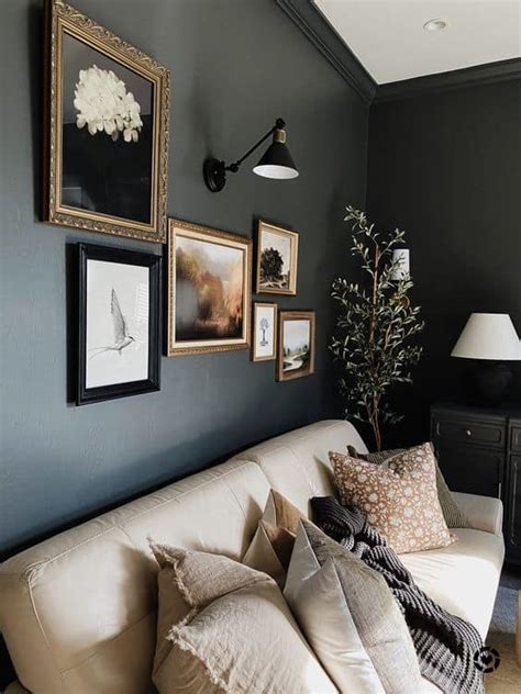 20 Dark and Moody Living Room Decor Ideas » Lady Decluttered