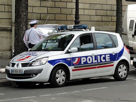 french police | Voiture de police, Véhicule de police, Gendarmerie française