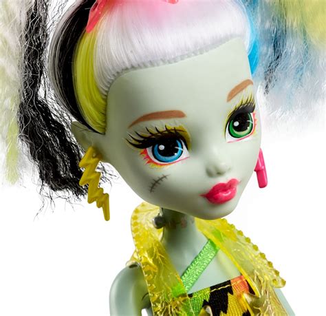 Monster High™ Electrified Frankie Stein™ Doll with Lights and Sound ...