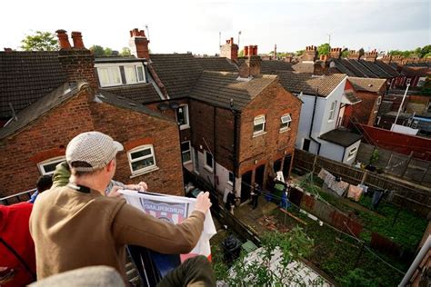 Luton Town FC's bizarre stadium entrance that's 'in someone's house' and neighbours 'keep the ...