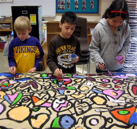 Experiments in Art Education: Collaborative Mural Painting