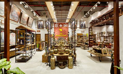 THE BOMBAY STORE – Space Design