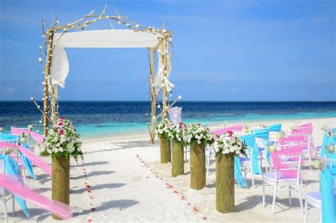 What makes Maldives the best wedding destination?