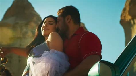 Tiger 3 Song Leke Prabhu Ka Naam Teaser: Salman Khan, Katrina Kaif Match Steps Like Never Before ...