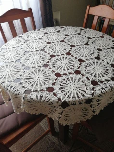 Elegant and fabulous crochet round table cloth designs | Crochet ...