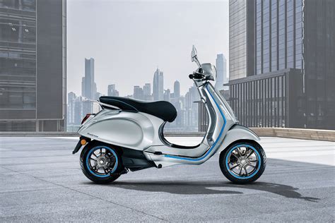 Vespa Elettrica STD Price, Images, Mileage, Specs & Features