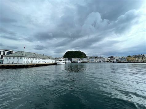 How to organize smartly one day visit to Alesund when on a fjord cruise ...