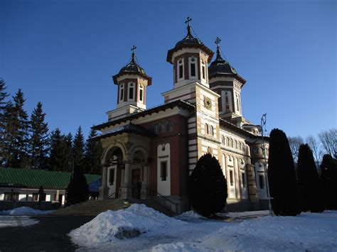 Sinaia Monastery- The Cathedral of the Carpathians | SocaTour