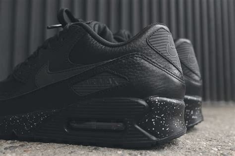 Nike Air Max 90 Premium Black/Metallic Silver | HYPEBEAST