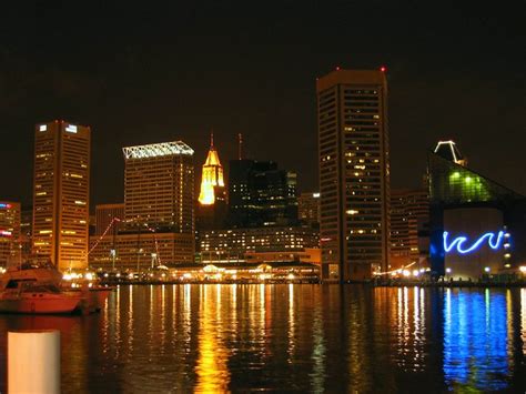 Baltimore inner-harbor at night | Phil Romans | Flickr