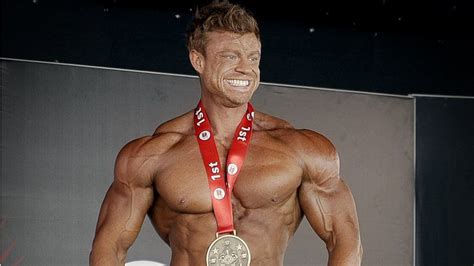 Why is steroid use rising among male bodybuilders? - BBC News