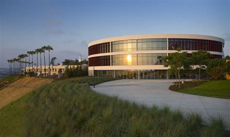 library at LMU, amazing views..I miss it. | Loyola marymount university, The neighbourhood ...