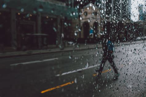 5 Rain Photography Tips | Morgan Nesbitt Creative | Learn Photography