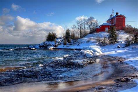 Old Coast Guard Station, Winter, Marquette, MI (2009) | Flickr