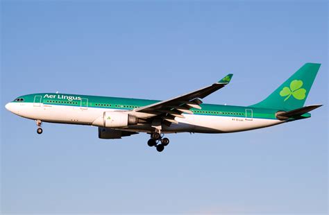 Airbus A330-200 Aer Lingus. Photos and description of the plane