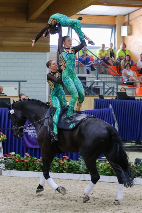 Vaulting | Kāpiti Equestrian & Vaulting Centre