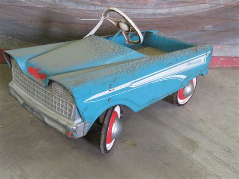 Collector Vehicles, Vintage Toys, Pedal Cars & More! The Doan Collection. Auction Official ...