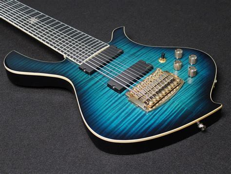 Halo Custom Guitars | Instruments photo gallery