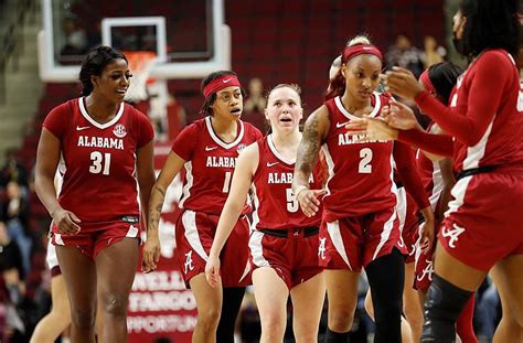 Alabama Women's Basketball Looks to Upset No. 8 LSU In Baton Roug